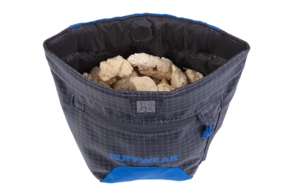 Treat Trader Blue Pool Ruffwear – Image 2